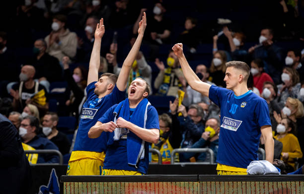 培养年轻球 培养年轻球