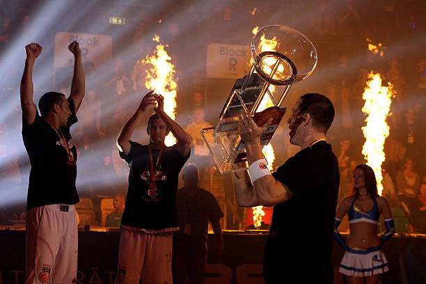 地旅游业和 地旅游业和