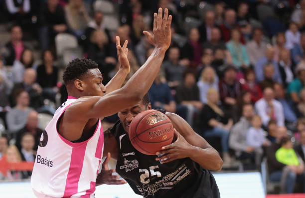 球队为了取 球队为了取